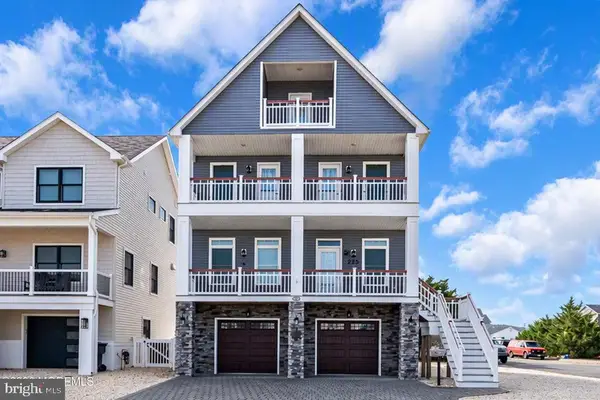 223 7th Ave, SEASIDE HEIGHTS, NJ 08751