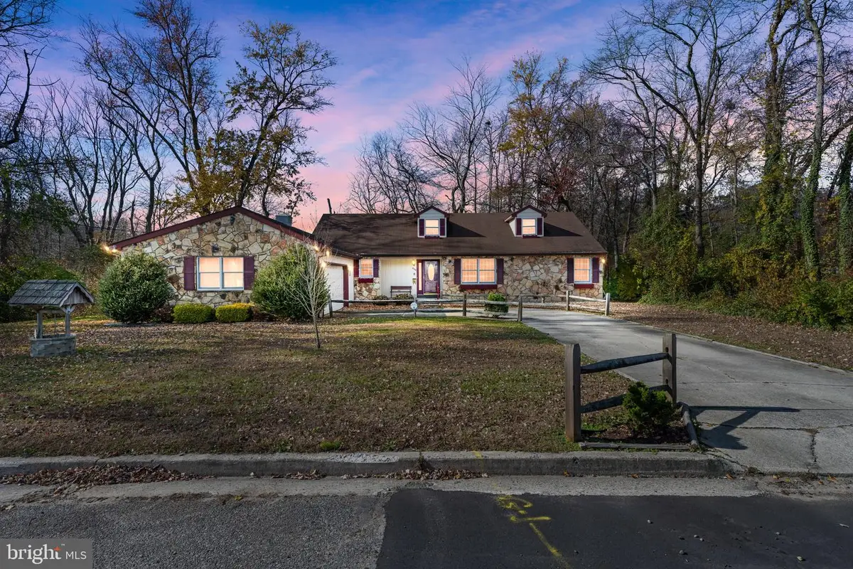 340 S Johnson St, Carneys Point, NJ 08069 - Image #1