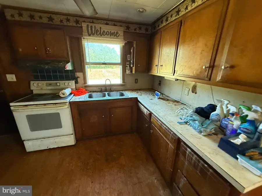 12 Garrison Rd, Elmer, NJ 08318 - Image #2