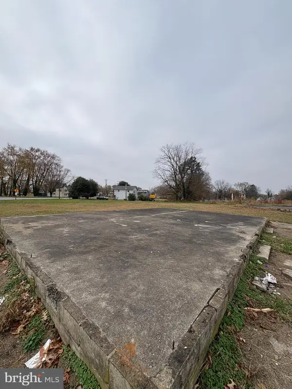 433-435 Afton Dr, SALEM, NJ 08079