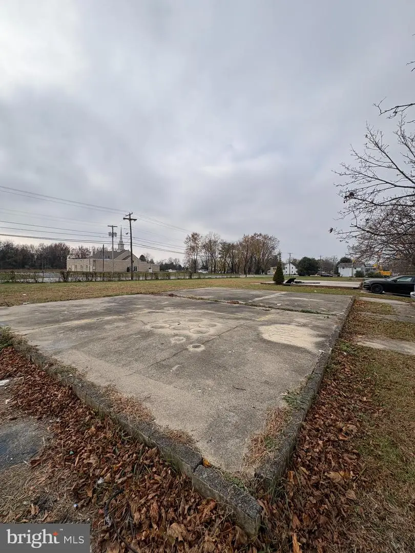 441-443 Afton Dr, Salem, NJ 08079 - Image #2