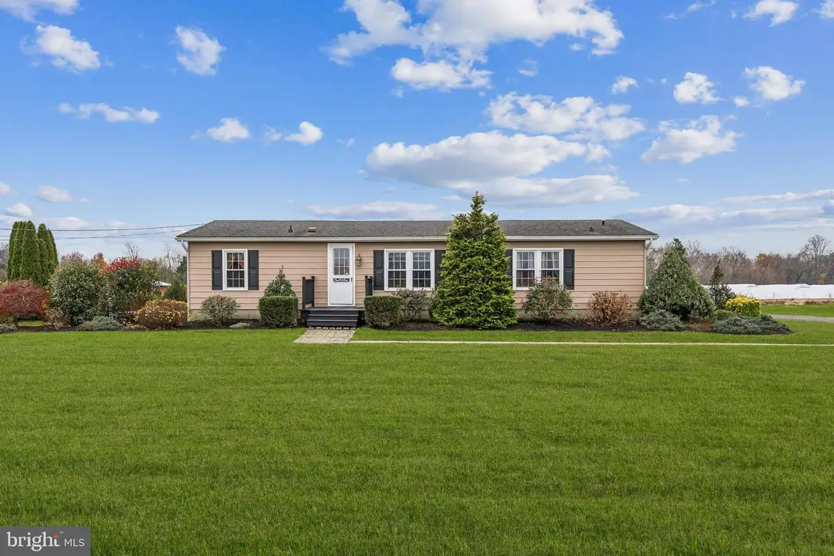 135 Coleman Rd, Elmer, NJ 08318 - Image #1