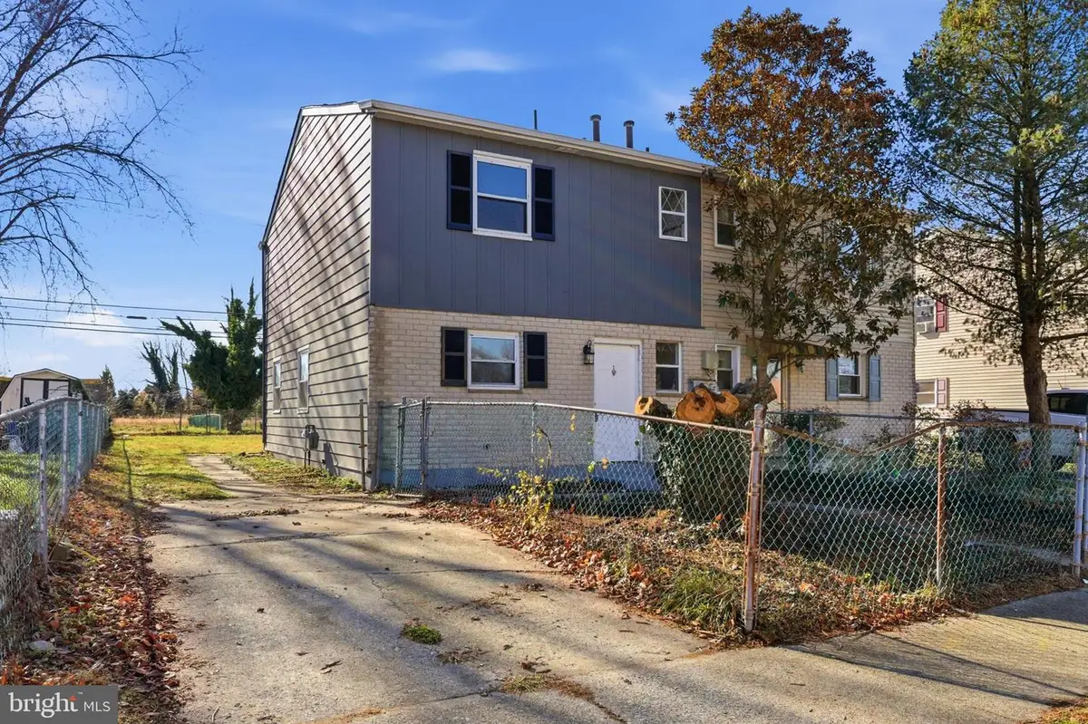 453 Afton Dr, Salem, NJ 08079 - Image #1