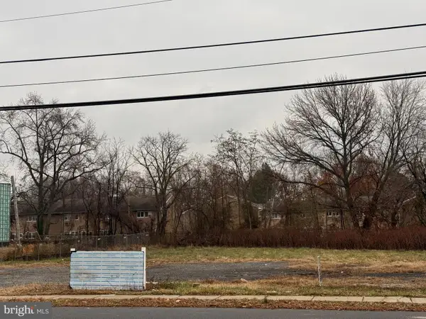 45 S Virginia Ave, PENNS GROVE, NJ 08069