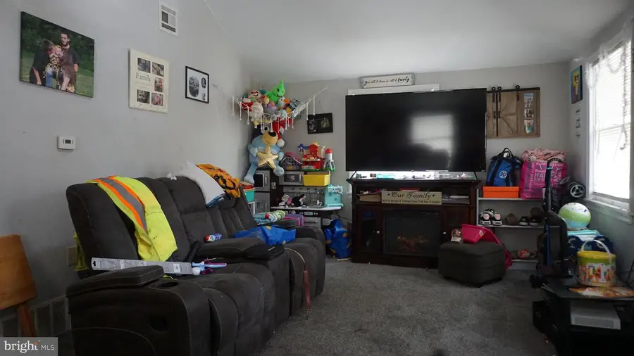 25 Riverview Drive, Salem, NJ 08079 - Image #2