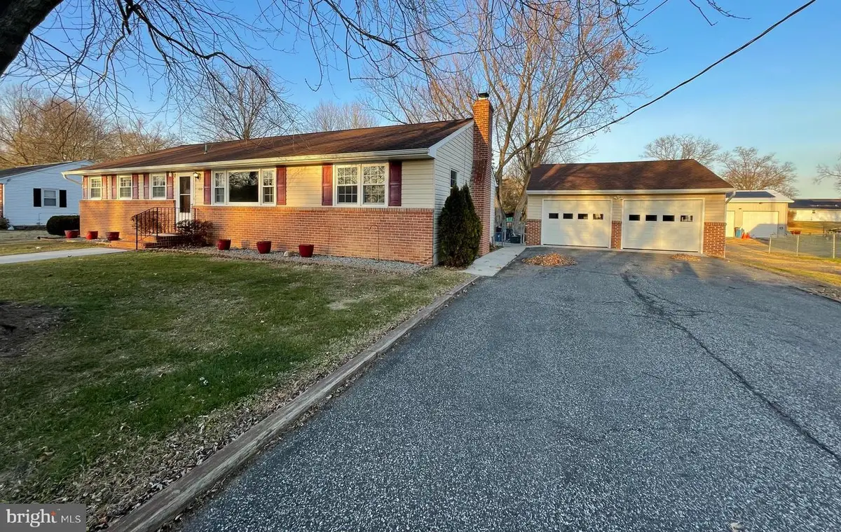 100 Georgia Rd, Pennsville, NJ 08070 - Image #1