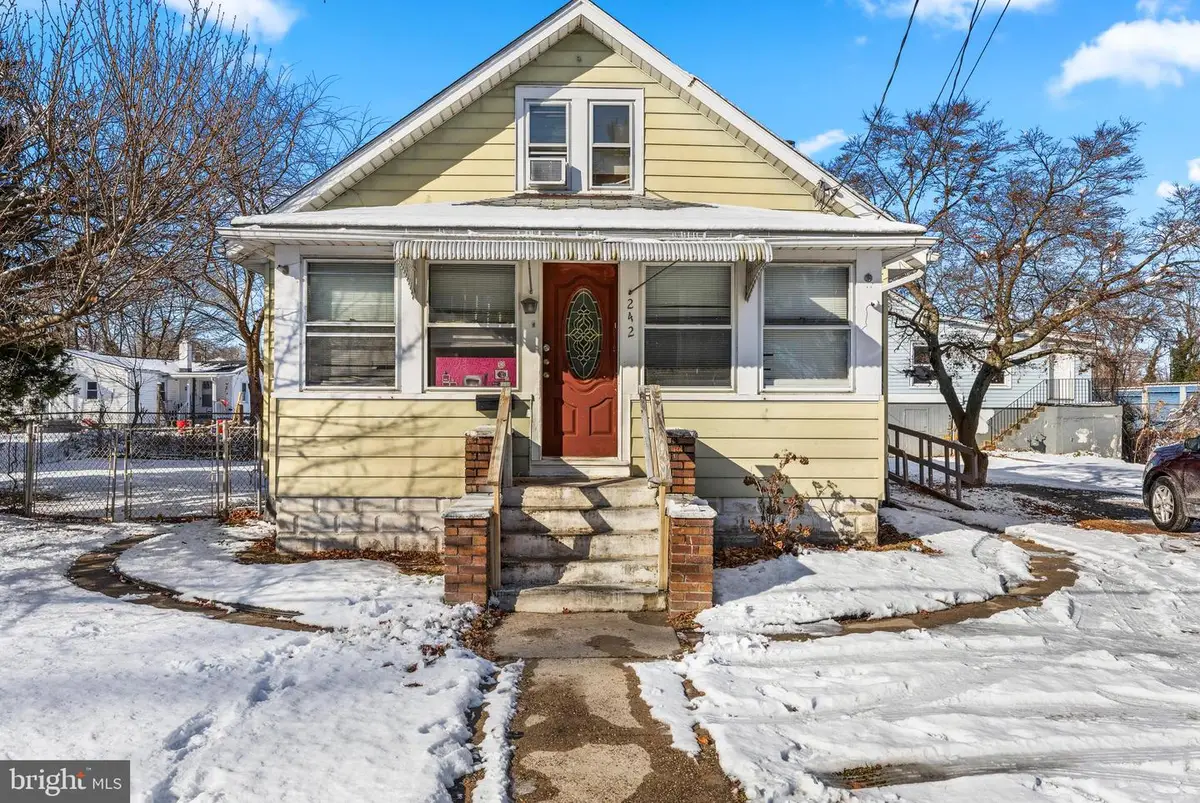 242 N Broad St, Carneys Point, NJ 08069 - Image #1