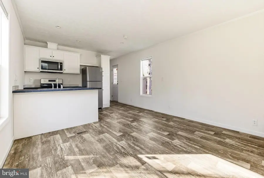 31 Briarwood Ln, Pittsgrove, NJ 08318 - #2