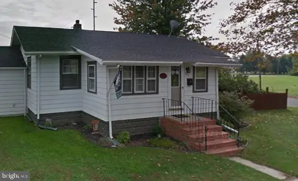 257 G St, CARNEYS POINT, NJ 08069