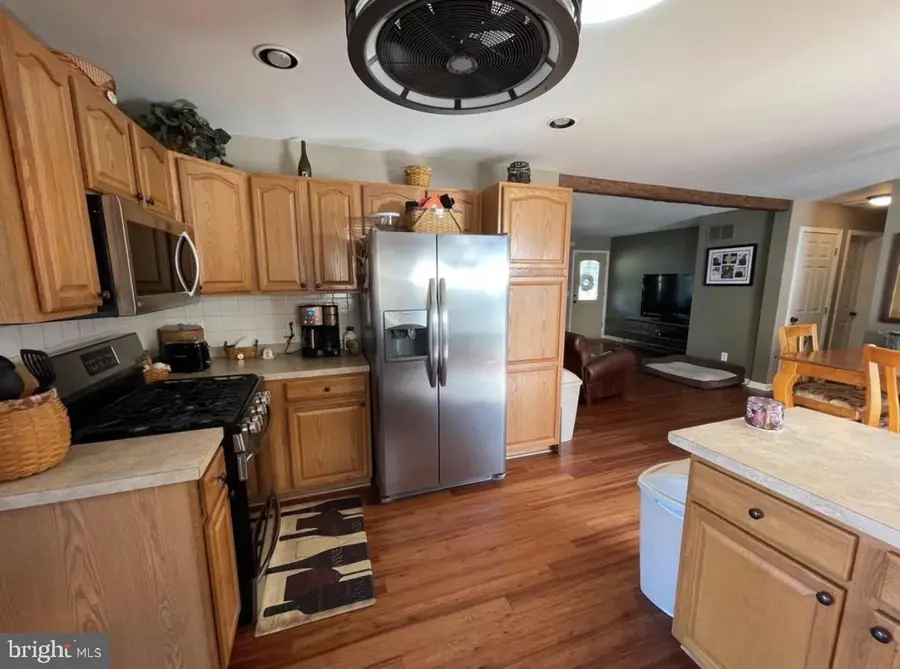 141 Lincoln Dr, Pennsville, NJ 08070 - #3