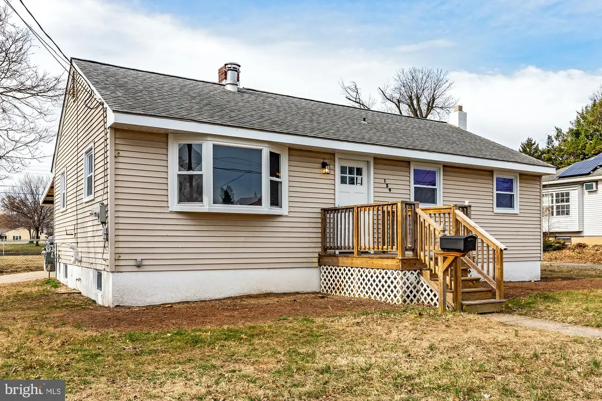 129 Highland Ave, Pennsville, NJ 08070 - #1