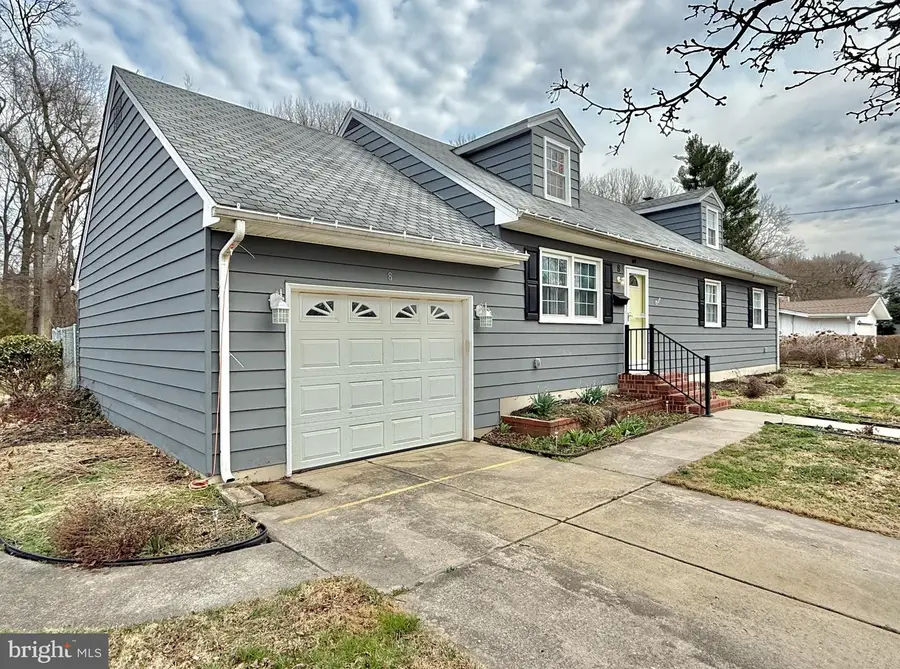 8 Woodside Pl, Pennsville, NJ 08070 - #3