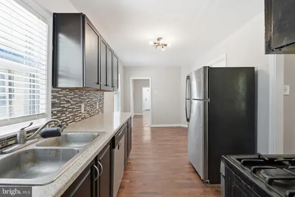152 Cumberland Ave, PENNS GROVE, NJ 08069