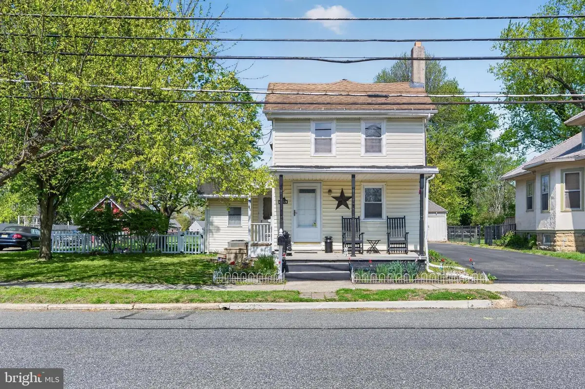 346 N Main St, Woodstown, NJ 08098 - #1