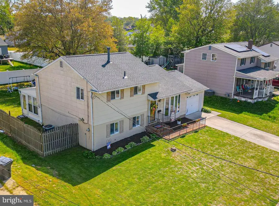 29 Barclay Dr, Pennsville, NJ 08070 - #2