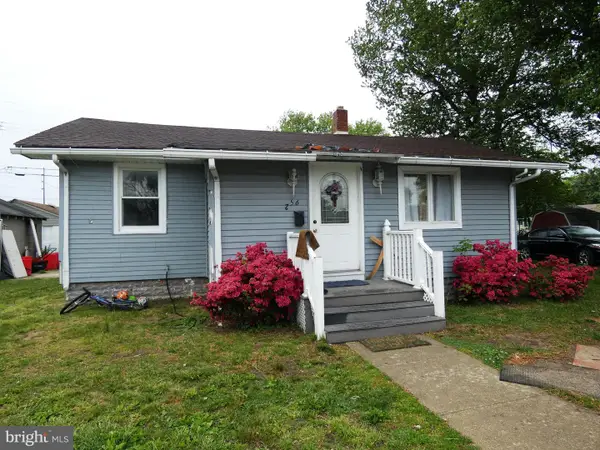 256 H St, CARNEYS POINT, NJ 08069