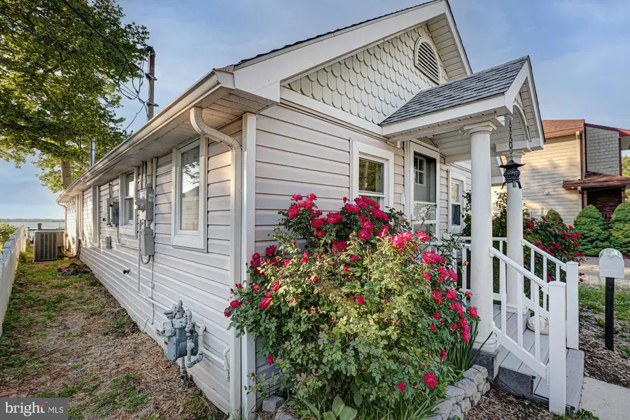 99 N River Dr, Pennsville, NJ 08070 - #2