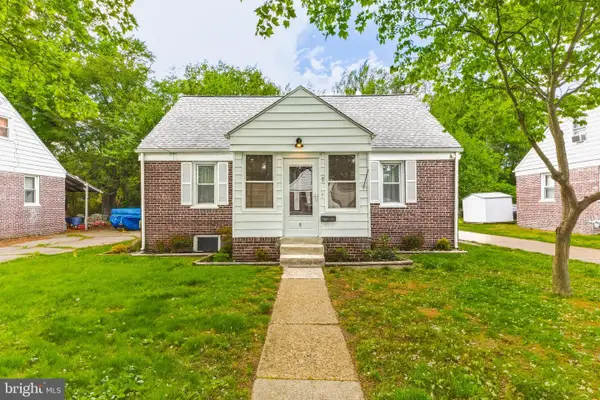 5 Dixie Dr, PENNS GROVE, NJ 08069