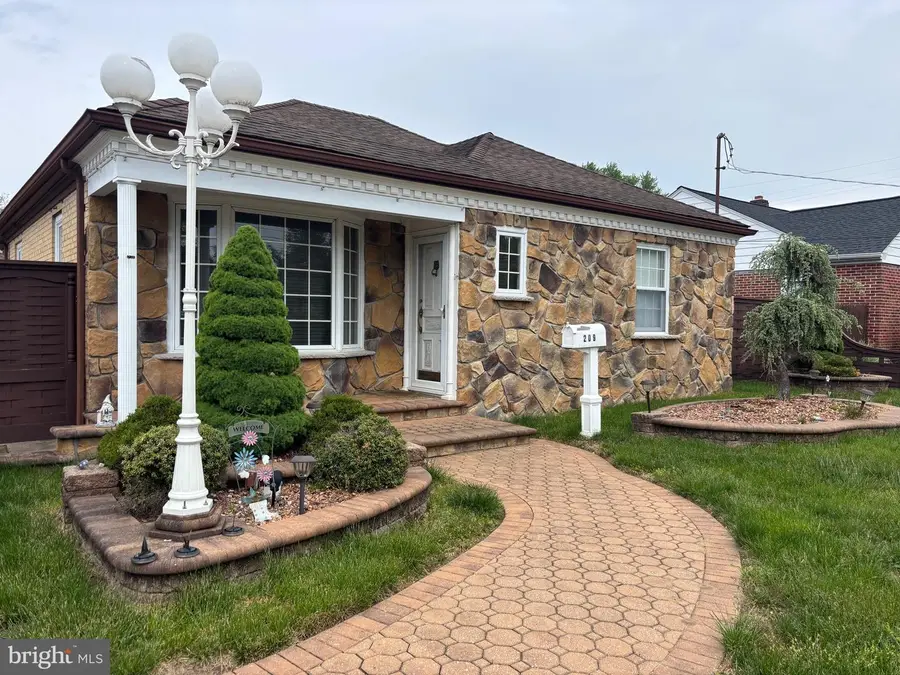 209 Marsden Ave, Penns Grove, NJ 08069 - #3