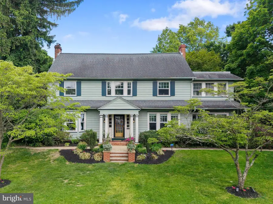229 N Main St, Woodstown, NJ 08098 - #2