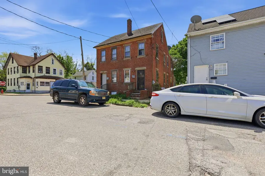 235 Sinnickson St, Salem, NJ 08079 - #3
