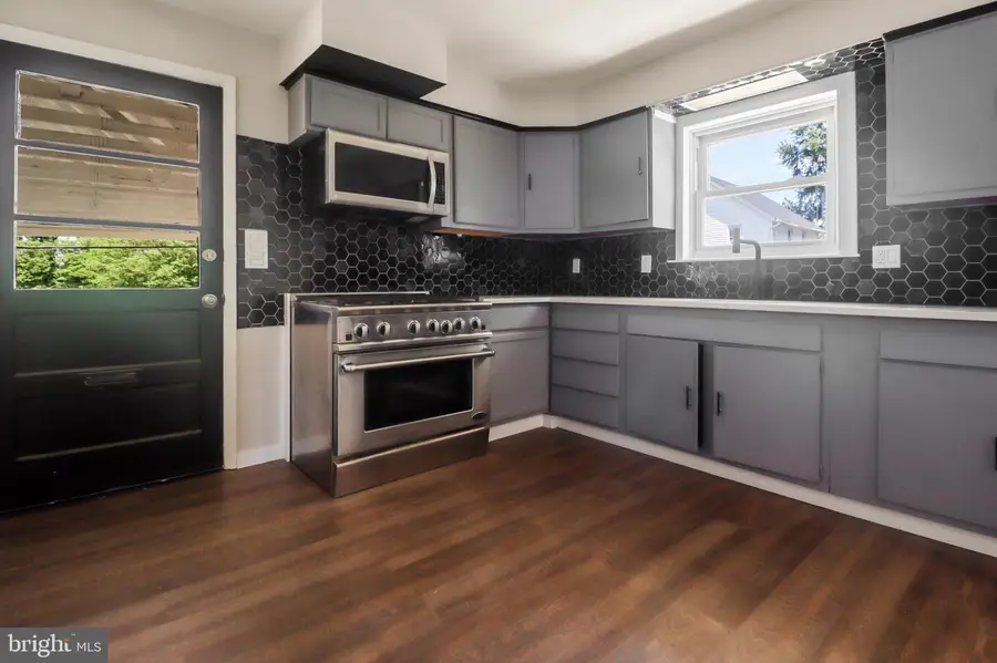 90 Yorke St, Salem, NJ 08079 - #2