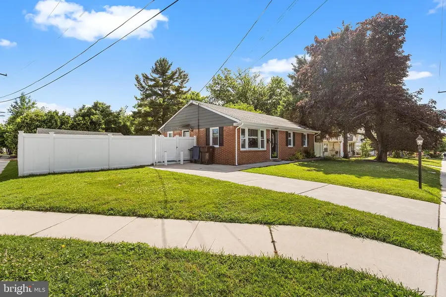 28 Bailey St, Woodstown, NJ 08098 - #3