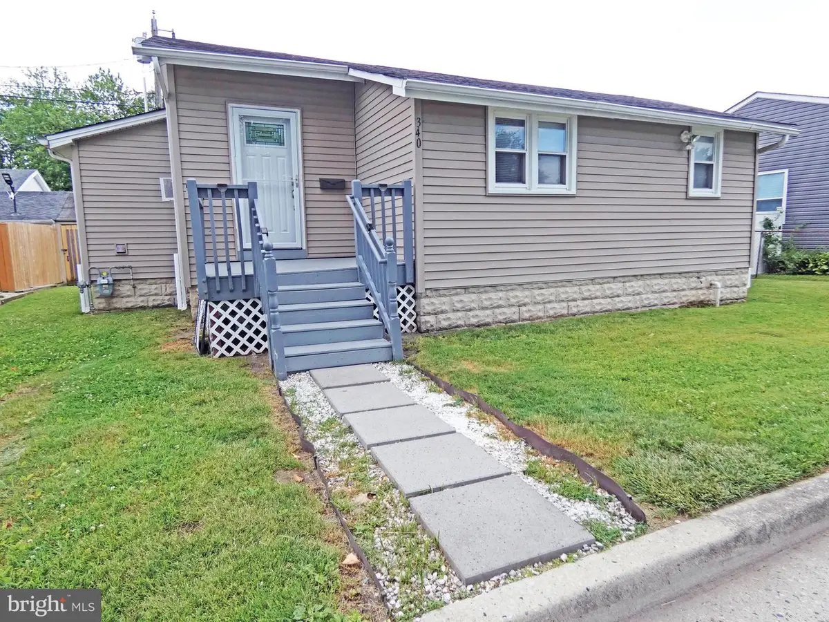 340 Jackson Ave, Carneys Point, NJ 08069 - #1