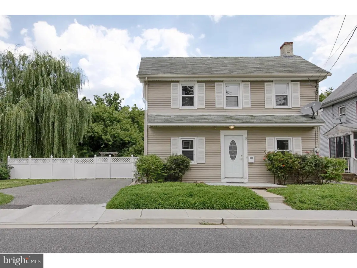 39 E Millbrooke Ave, Woodstown, NJ 08098 - #1