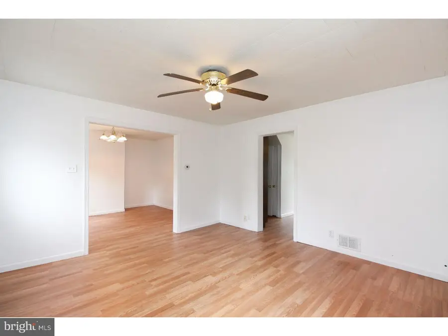 39 E Millbrooke Ave, Woodstown, NJ 08098 - #2