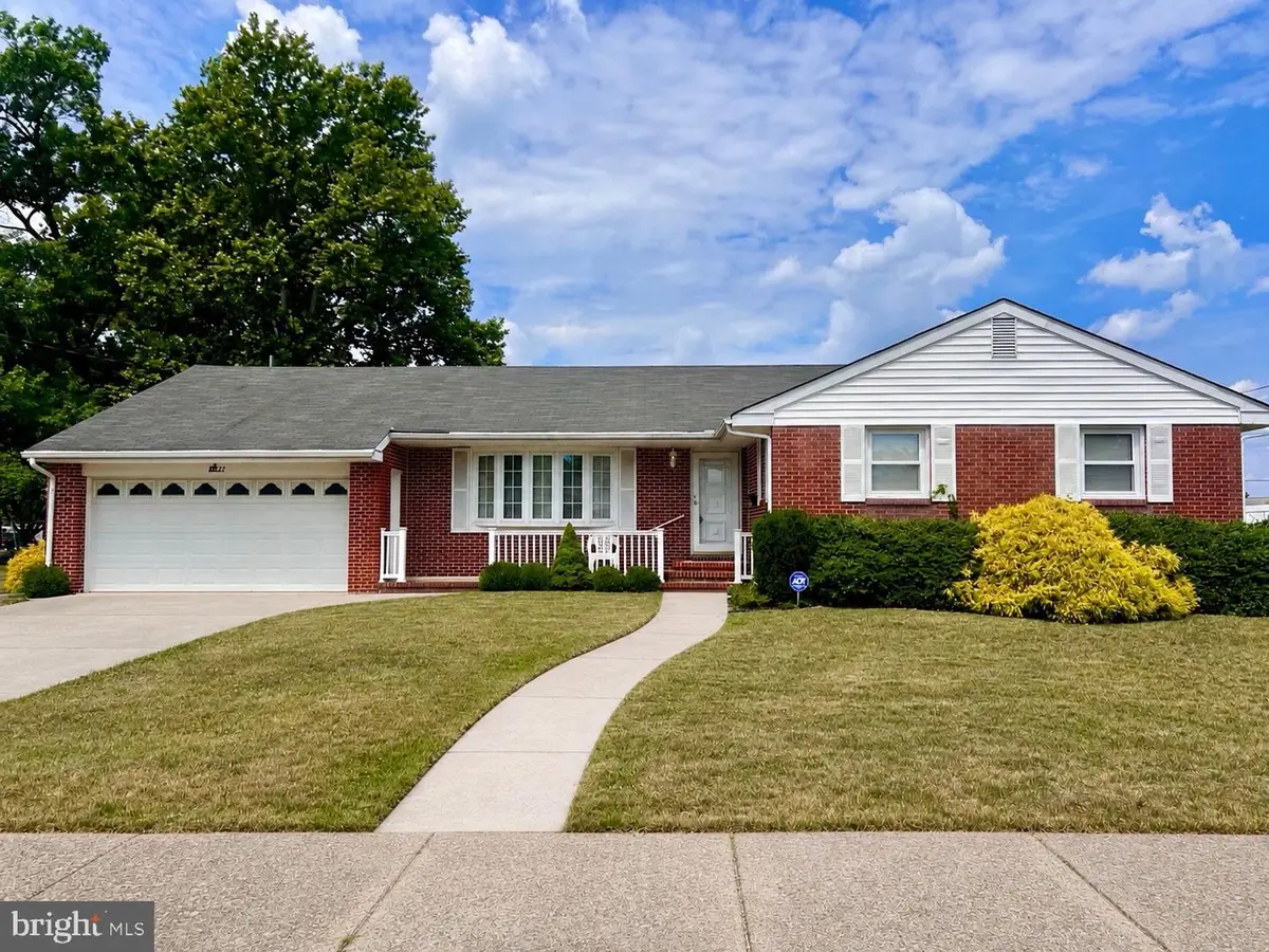 27 Meadow Rd, Pennsville, NJ 08070 - #1
