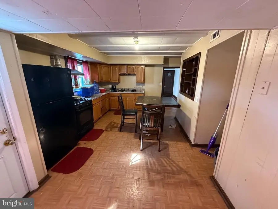 78 W Harmony St, Penns Grove, NJ 08069 - #3