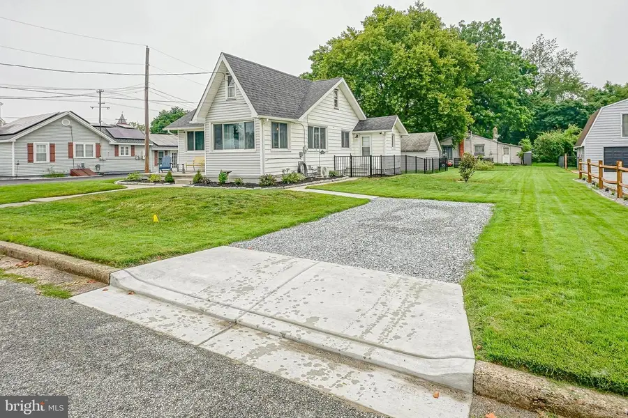 8 Churchtown Rd, Pennsville, NJ 08070 - #3