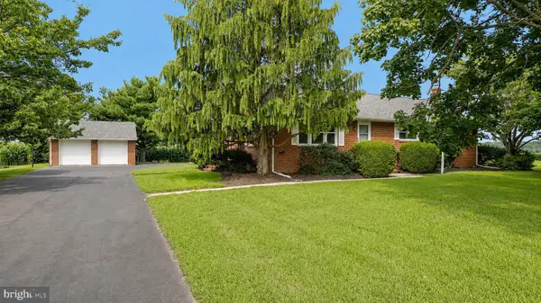 157 Canhouse Rd, ELMER, NJ 08318