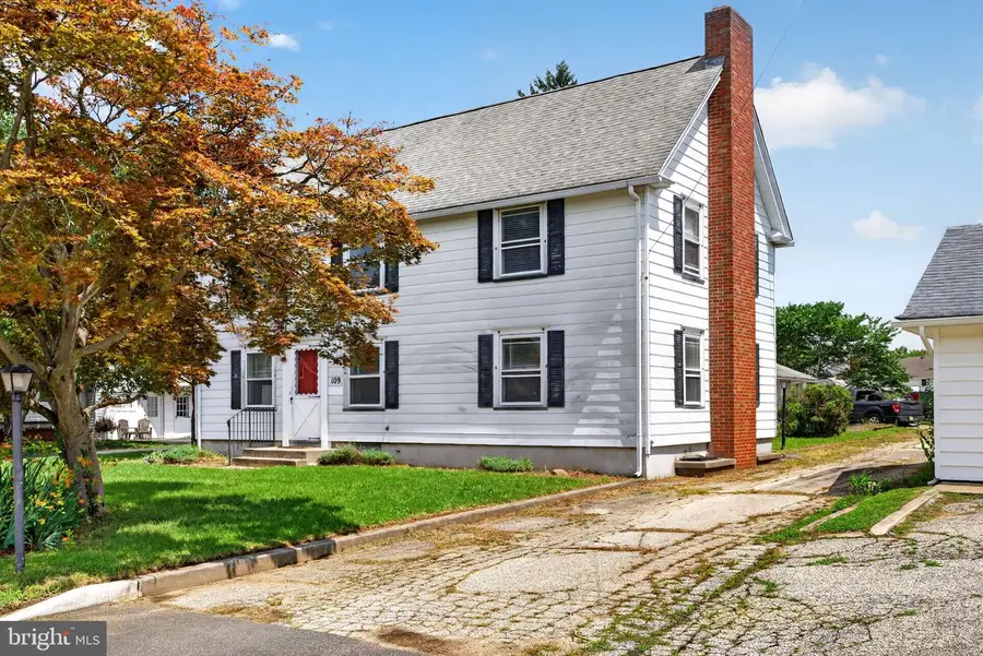 109 Oak St, Elmer, NJ 08318 - #2