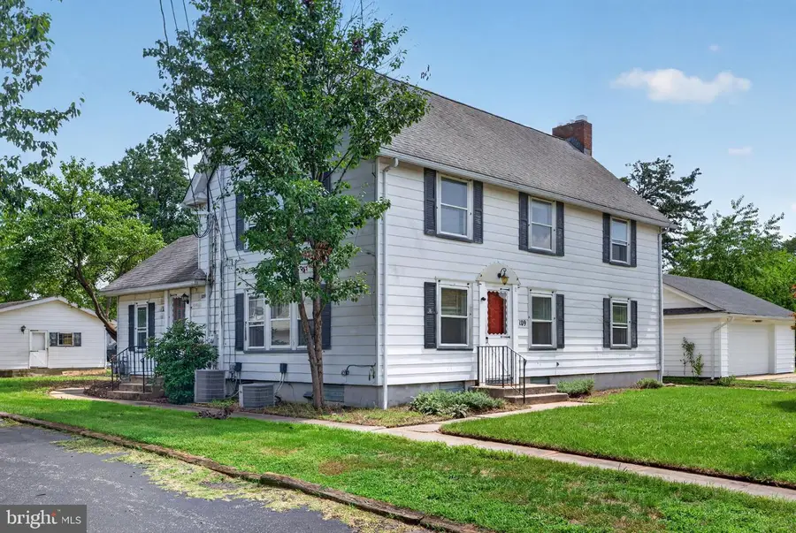 109 Oak St, Elmer, NJ 08318 - #3