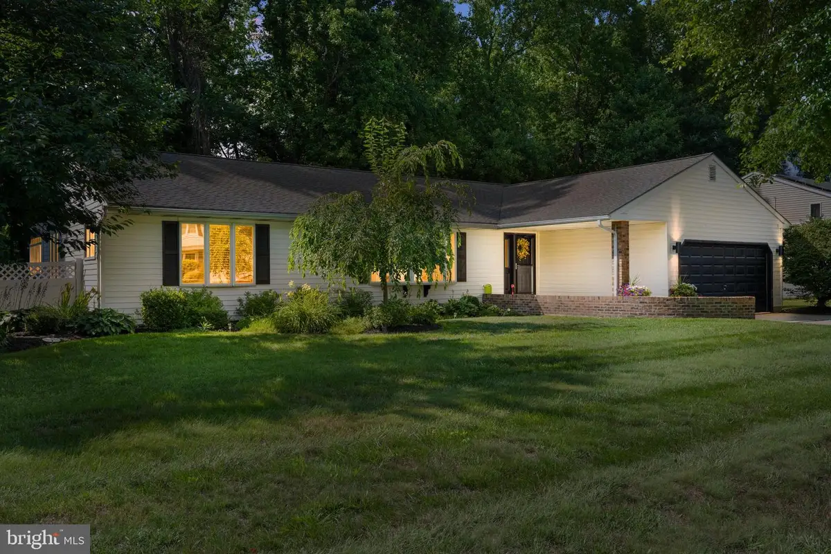 7 Bogart Dr, Pennsville, NJ 08070 - #1