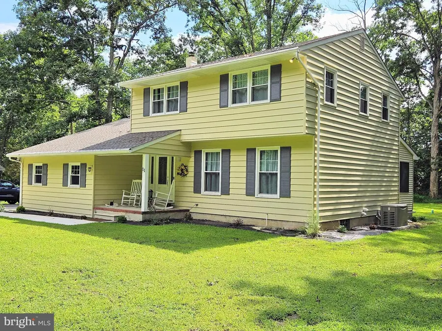 11 Hanthorne Dr, Pittsgrove, NJ 08318 - #2