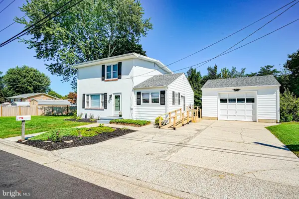 16 Eaton Rd, PENNSVILLE, NJ 08070
