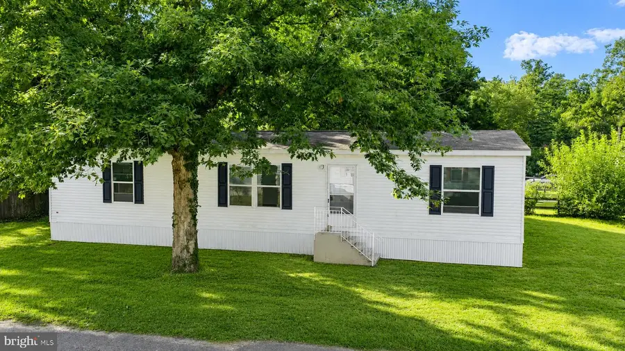 15 Briarwood Ln, Pittsgrove, NJ 08318 - #2