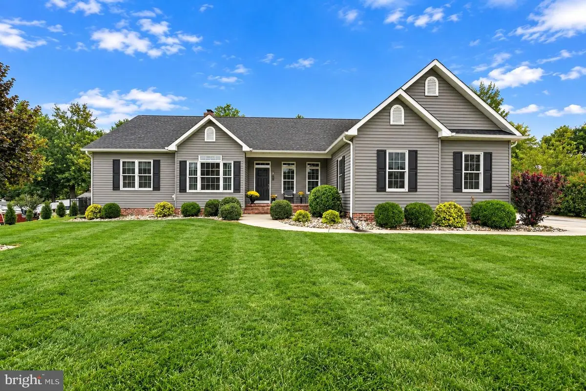 26 Elm St, Woodstown, NJ 08098 - #1