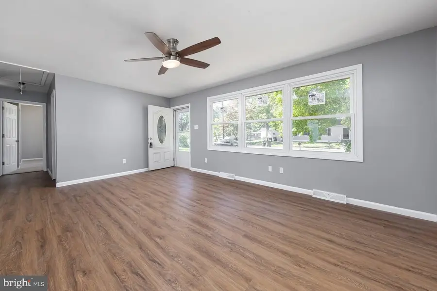 10 Narcissus Rd, Pennsville, NJ 08070 - #2