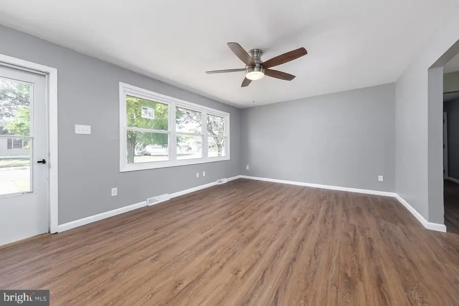 10 Narcissus Rd, Pennsville, NJ 08070 - #3