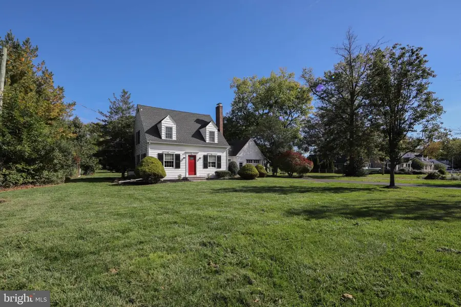 157 Elm St, Woodstown, NJ 08098 - #3