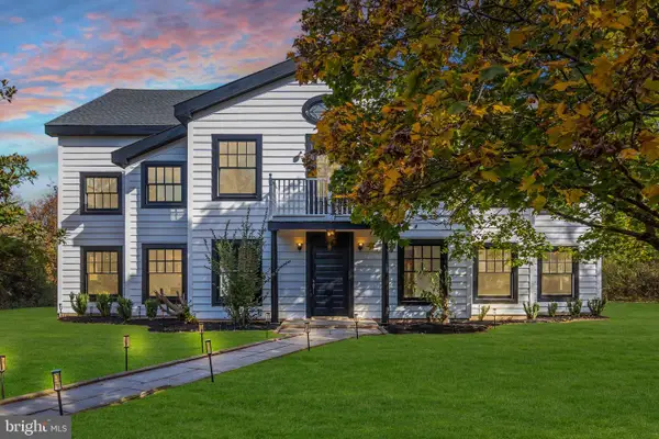 74 Harlingen Rd, BELLE MEAD, NJ 08502