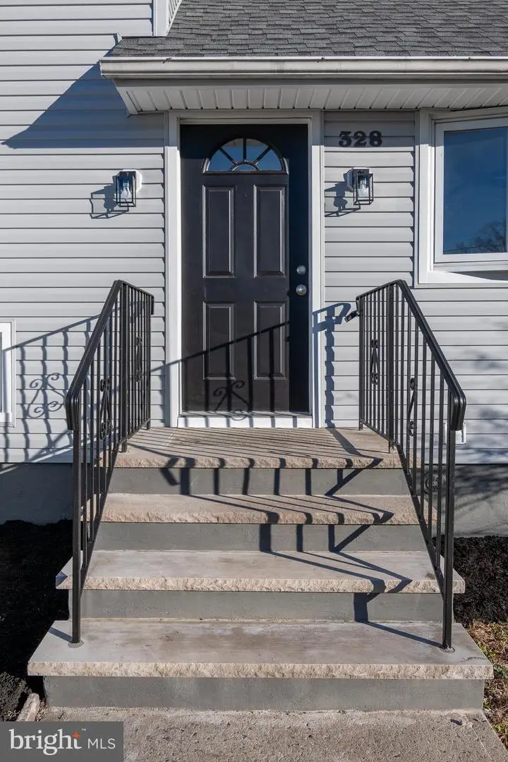 328 Ralph St, Somerset, NJ 08873 - Image #3
