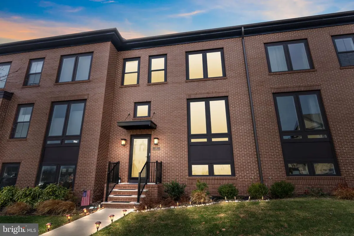 87 E Hartwick Dr, Skillman, NJ 08558 - Image #1