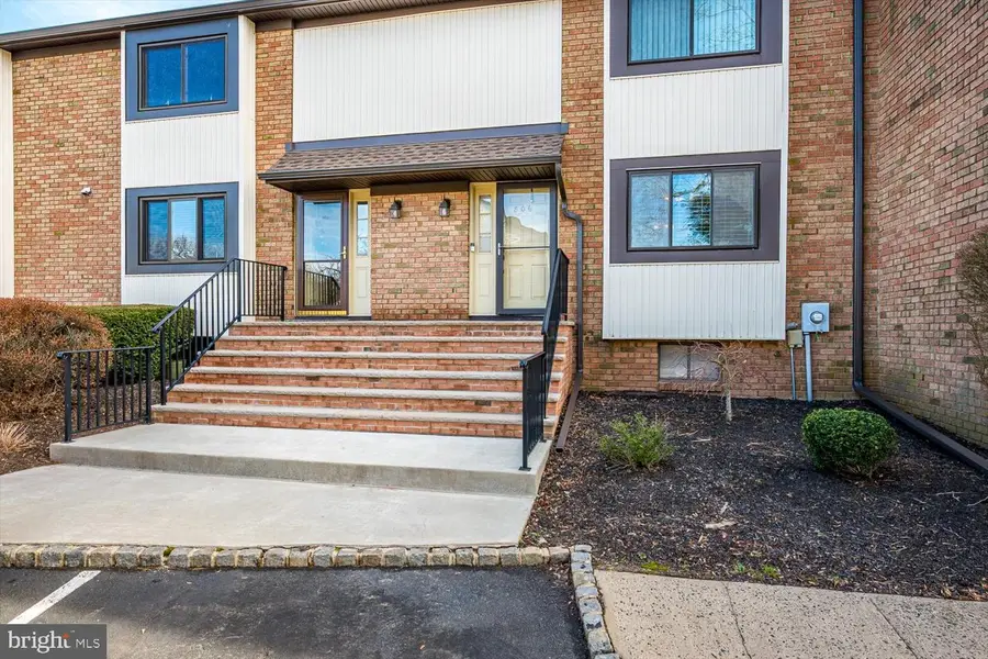 806 Robin Rd, Hillsborough, NJ 08844 - #3