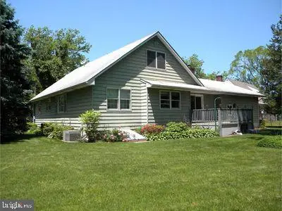 6 S Middlebush Rd, Somerset, NJ 08873 - Image #1