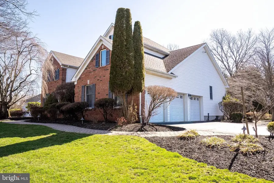 82 Millers Grove Rd, Belle Mead, NJ 08502 - #3